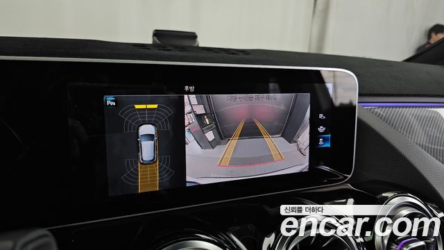 Mercedes-Benz GLA-Class 2020 — photo 21