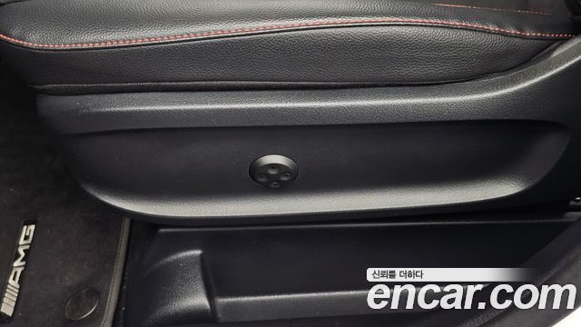 Mercedes-Benz GLA-Class 2020 — photo 31