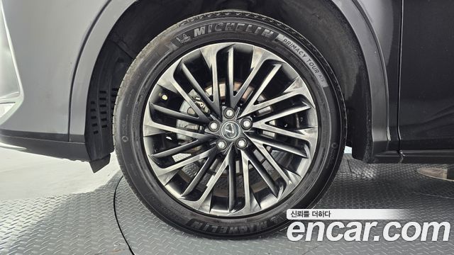 Lexus RX 2021 — photo 5