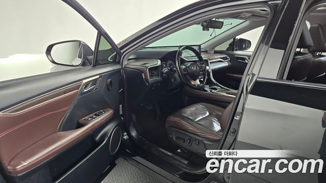 Lexus RX 2021 — photo 10