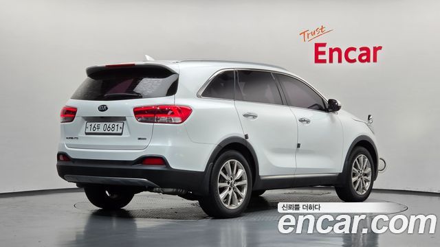 Kia Sorento 2016 — photo 2