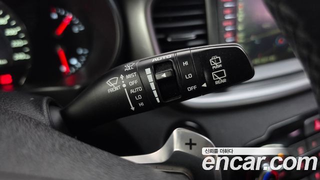 Kia Sorento 2016 — photo 28