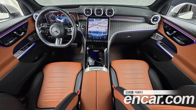 Mercedes-Benz GLC-Class 2023 — photo 10