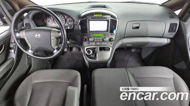 Hyundai Starex 2015 — photo 7