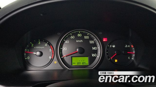 Hyundai Starex 2015 — photo 8