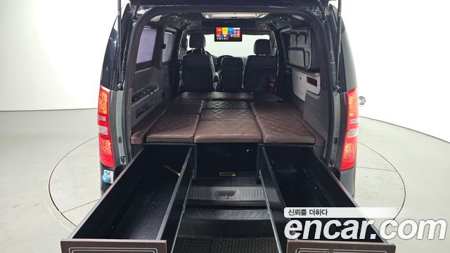 Hyundai Starex 2015 — photo 20