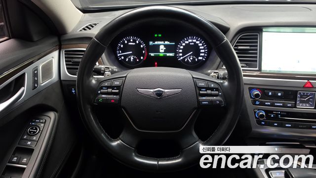 Genesis G80 2018 — photo 18