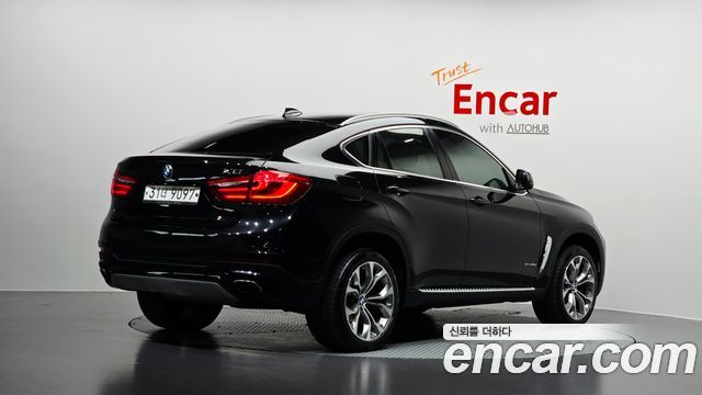 BMW X6 2018 — photo 2