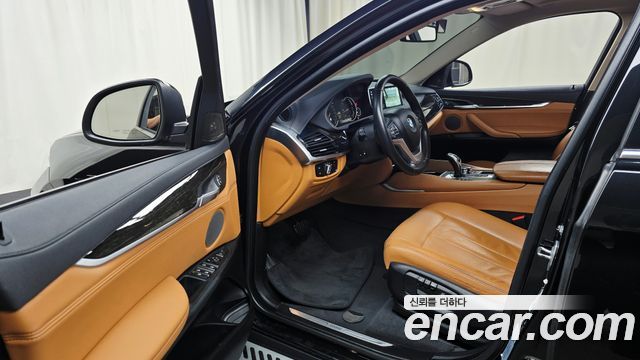 BMW X6 2018 — photo 13