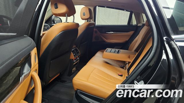 BMW X6 2018 — photo 18