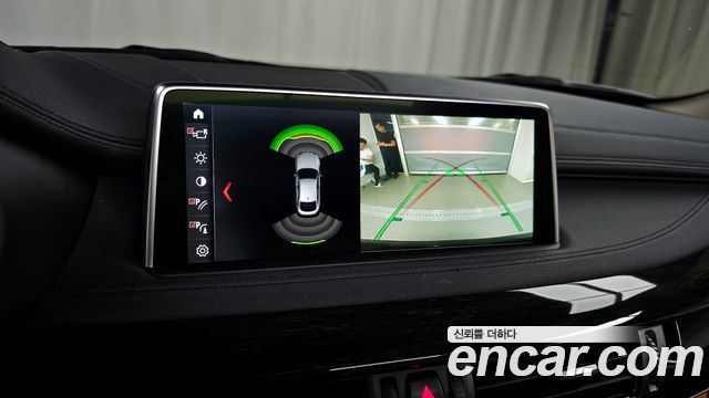 BMW X6 2018 — photo 21
