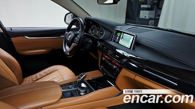 BMW X6 2018 — photo 25