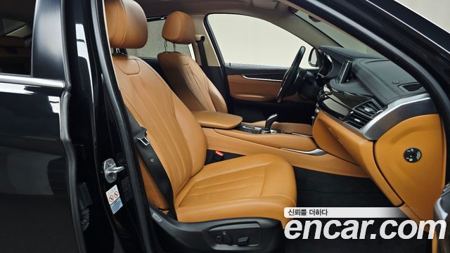BMW X6 2018 — photo 16
