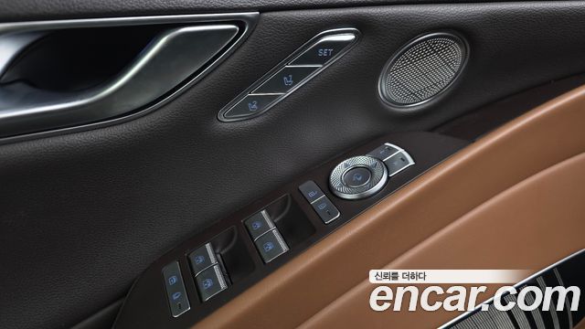 Genesis G80 2021 — photo 27