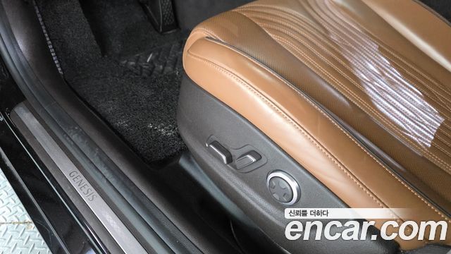 Genesis G80 2021 — photo 32