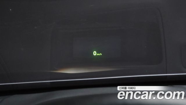 Genesis G80 2018 — photo 20