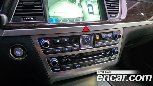 Genesis G80 2018 — photo 24