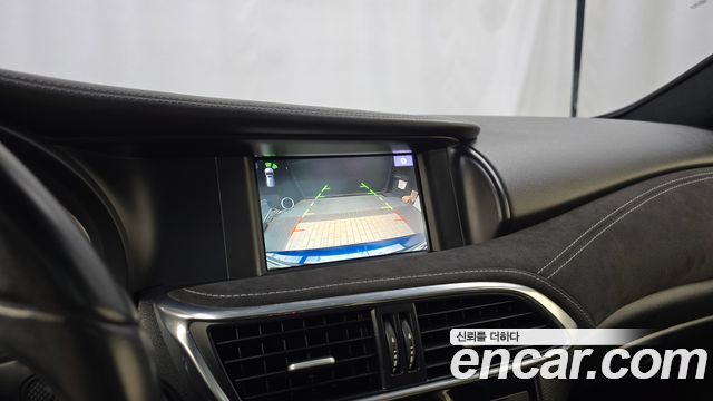 Infiniti Q30 2017 — photo 15