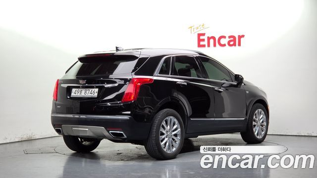 Cadillac XT5 2017 — photo 2