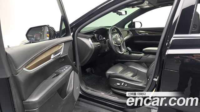 Cadillac XT5 2017 — photo 13