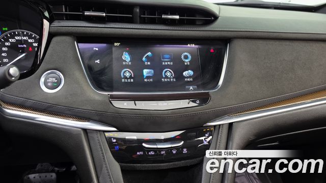 Cadillac XT5 2017 — photo 20
