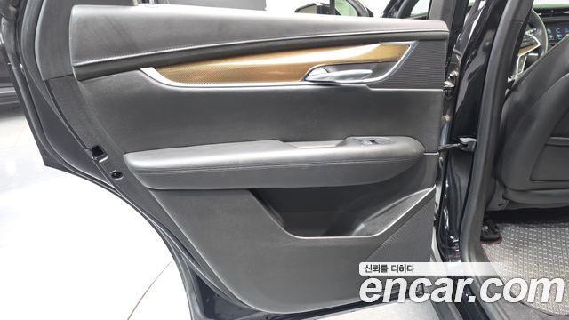 Cadillac XT5 2017 — photo 15