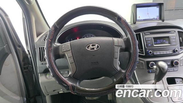Hyundai Starex 2016 — photo 13
