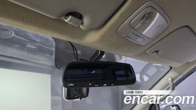 Hyundai Starex 2016 — photo 19