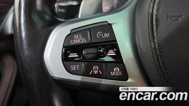 BMW 5-Series 2021 — photo 21