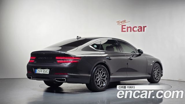 Genesis G80 2022 — photo 2