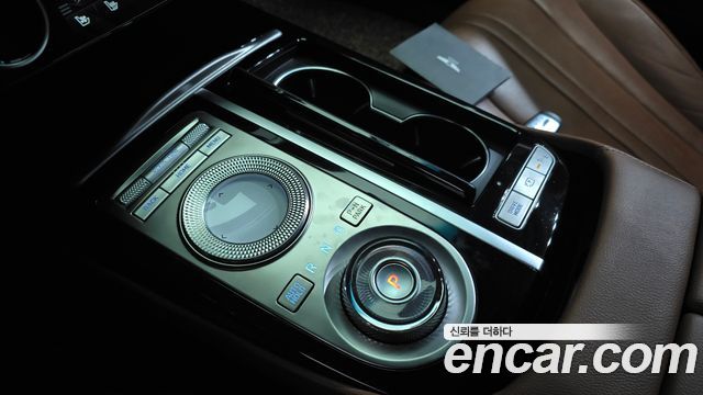 Genesis G80 2022 — photo 12