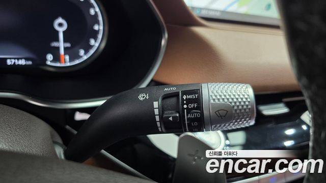 Genesis G80 2022 — photo 25