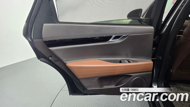 Genesis G80 2022 — photo 15
