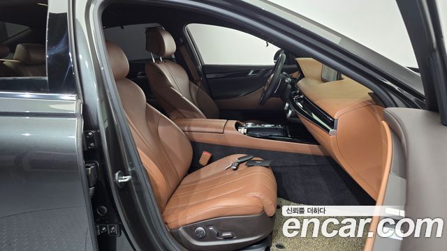 Genesis G80 2022 — photo 16