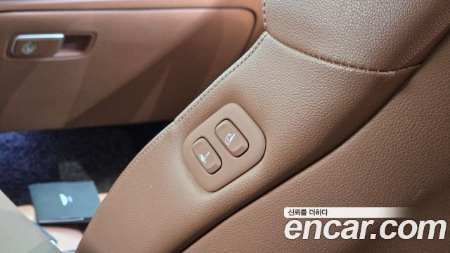 Genesis G80 2022 — photo 27