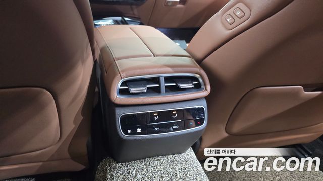 Genesis G80 2022 — photo 29