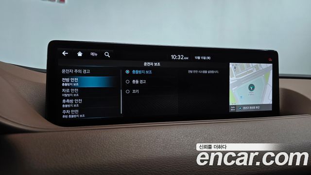 Genesis G80 2022 — photo 32