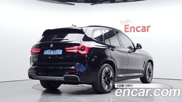 BMW iX3 2023 — photo 2