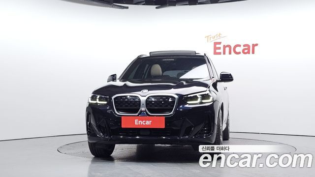 BMW iX3 2023 — photo 3