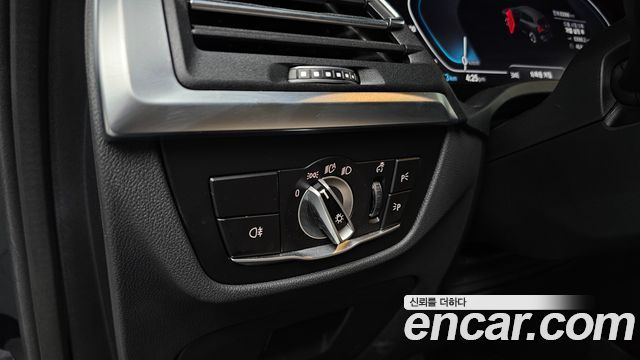 BMW iX3 2023 — photo 27