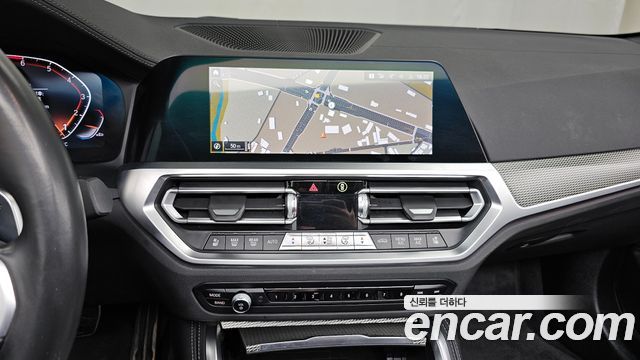 BMW 4-Series 2021 — photo 20