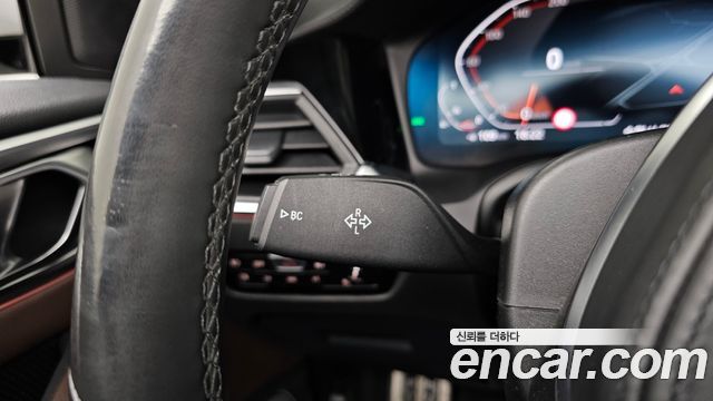 BMW 4-Series 2021 — photo 28