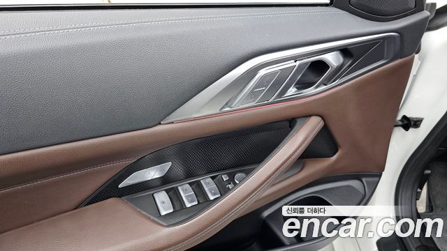 BMW 4-Series 2021 — photo 30