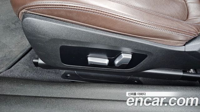 BMW 4-Series 2021 — photo 31
