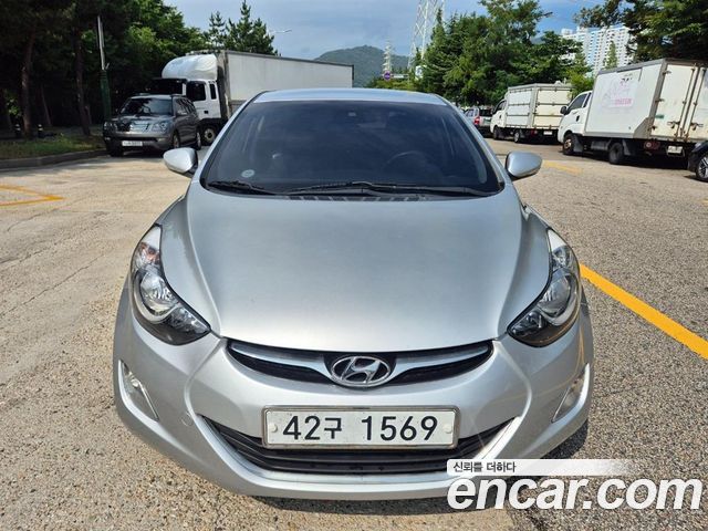 Hyundai AVANTE 2011 — photo 1