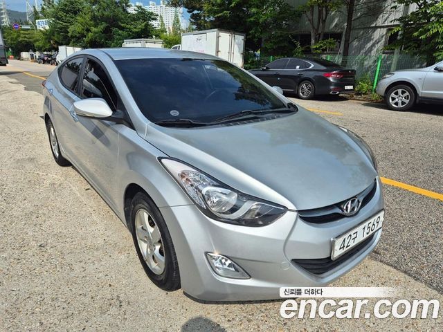 Hyundai AVANTE 2011 — photo 3