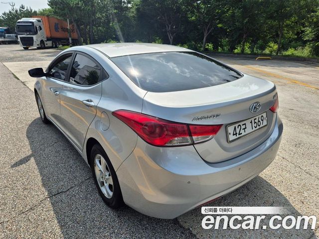 Hyundai AVANTE 2011 — photo 5