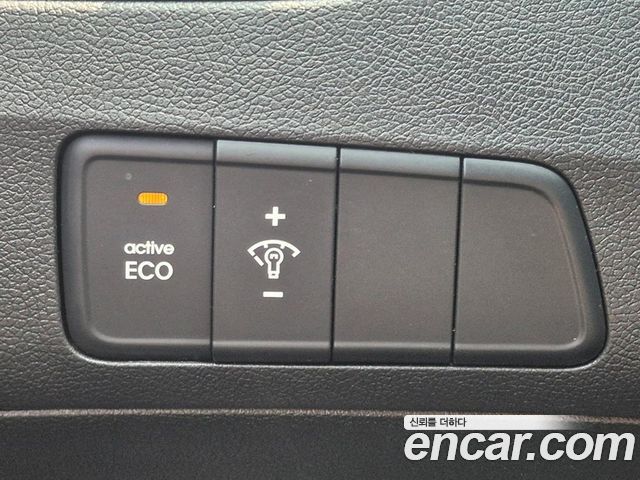 Hyundai AVANTE 2011 — photo 14