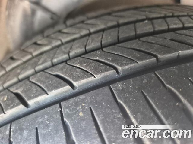 Hyundai AVANTE 2011 — photo 16