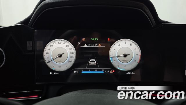 Hyundai AVANTE 2022 — photo 11